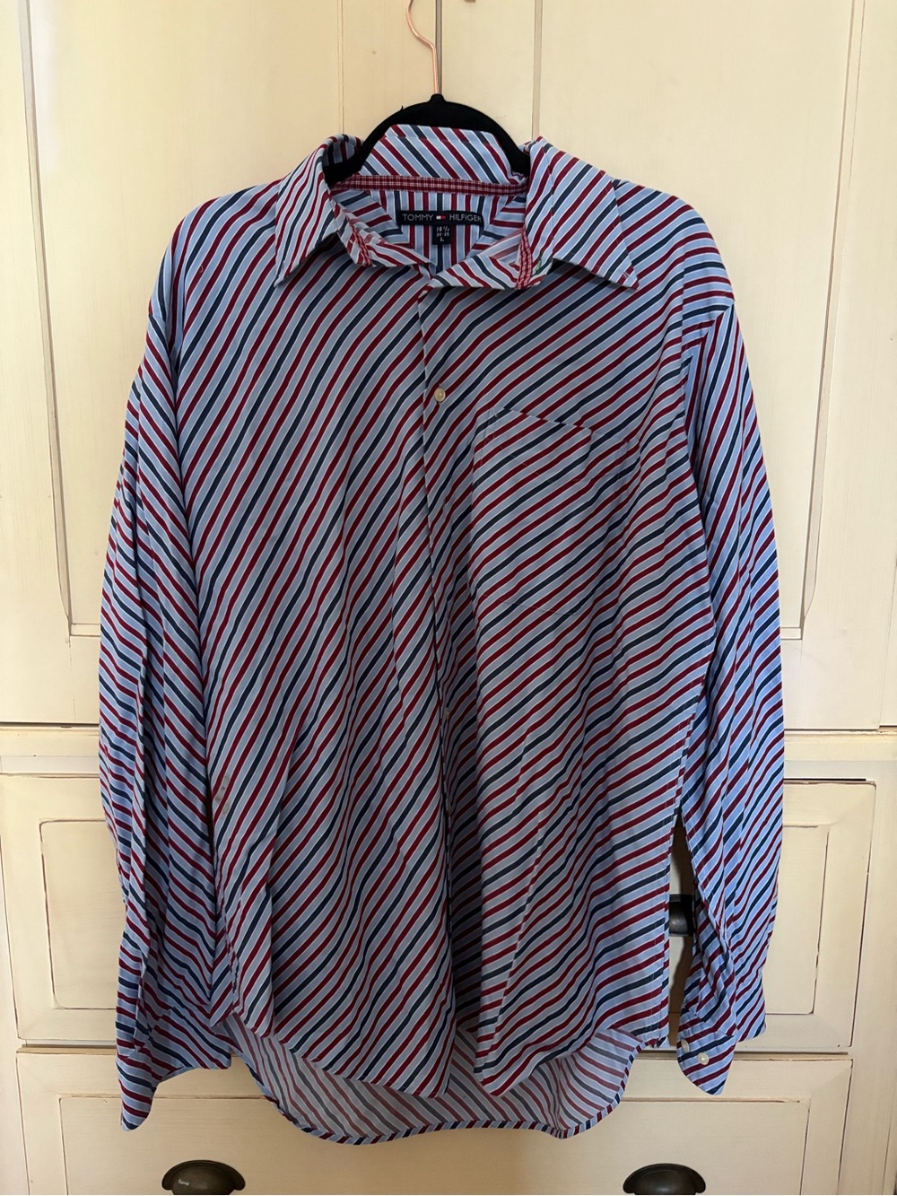 Tommy Hilfiger Men’s Blue and Red Diagonal Stripe Dress Shirt